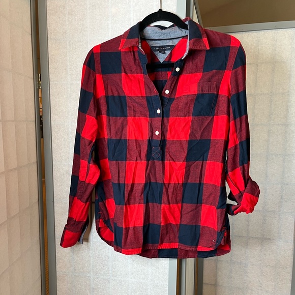 Tommy Hilfiger Tops - Tommy Hilfiger red and navy flannel shirt